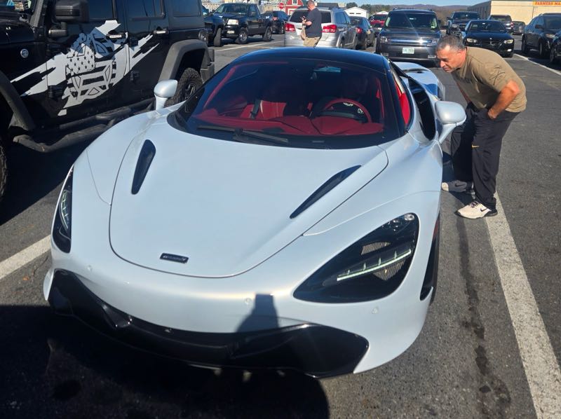 McLaren 720S spotted in Reading