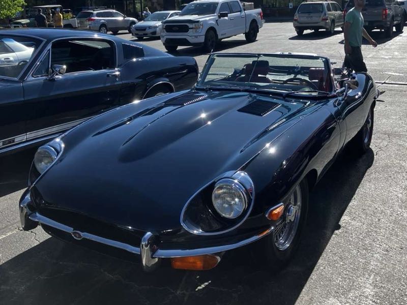 Jaguar E-Type (1970) spotted in Bayfield, United States