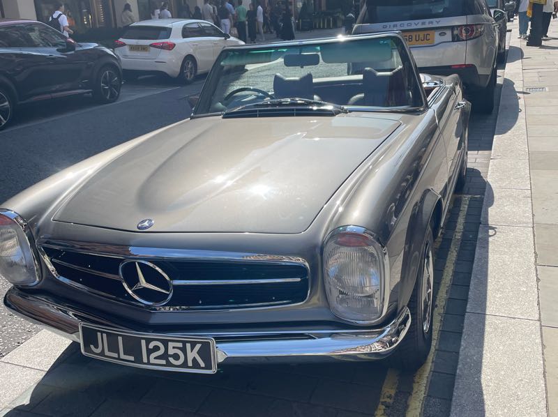 Mercedes-Benz 300 SL spotted in London