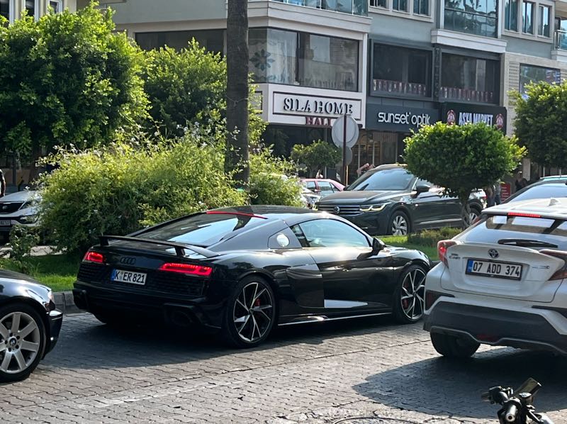 Audi R8 spotted in Alanya