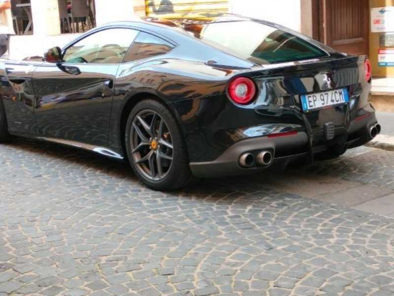 Ferrari F12 Berlinetta (2012) spotted in Velletri, Italy
