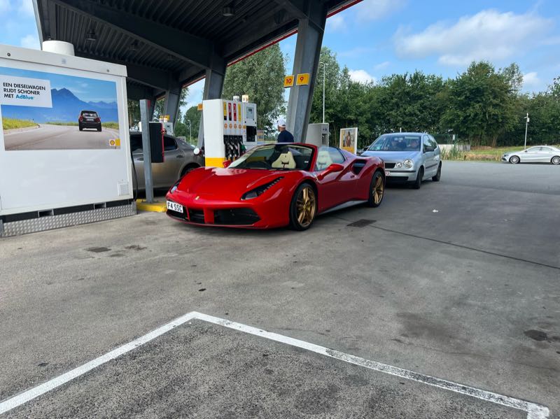 Ferrari 488 Spider (2017) spotted in Charleroi, Belgium