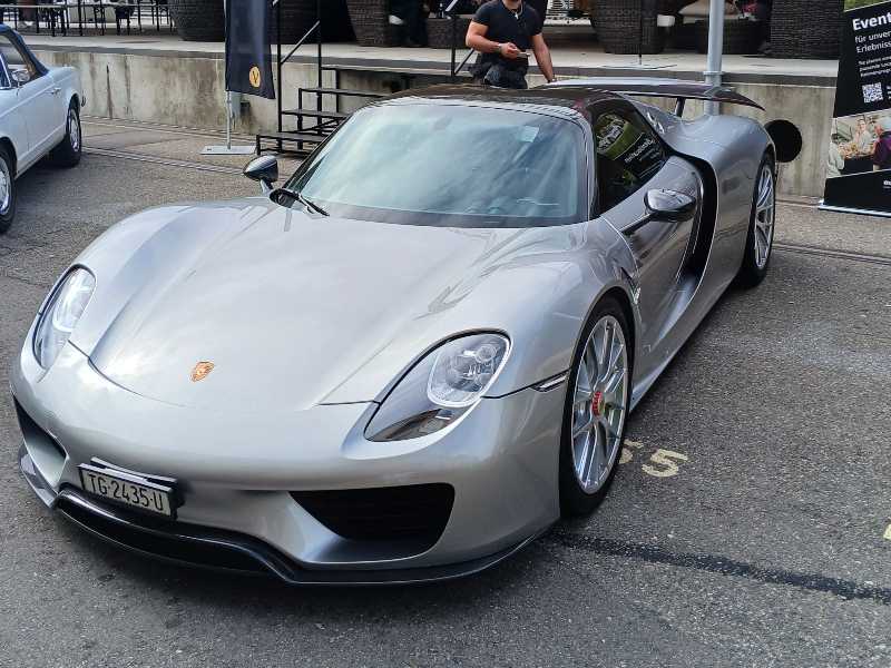 Porsche 918 Spyder spotted in Winterthur