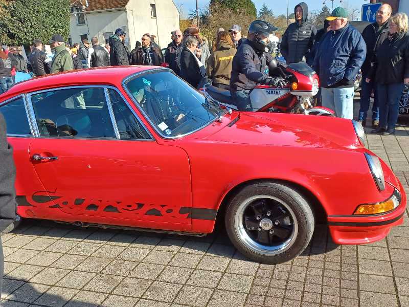 Porsche 911 Carrera RS spotted in Noyon