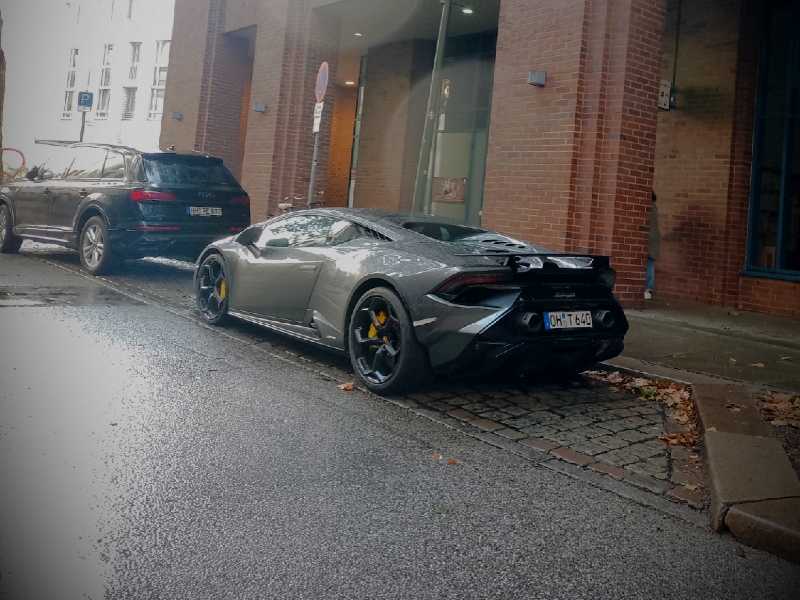 Lamborghini Huracán spotted in Hamburg