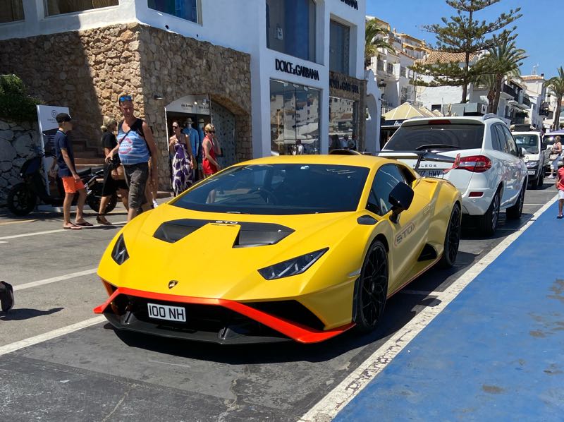 Lamborghini Huracán STO spotted in Málaga