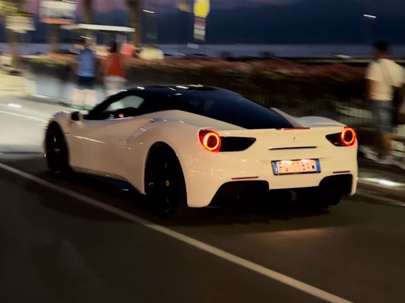 Ferrari 488 GTB spotted in Desenzano del Garda