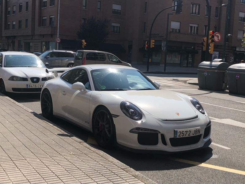Porsche 911 GT3 spotted in Aix-en-Provence