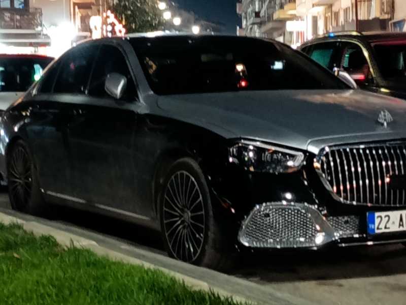 Mercedes-Benz Maybach S-Class spotted in Alexandroupoli