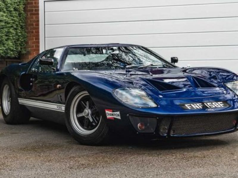 Ford GT40 spotted in Green Bay