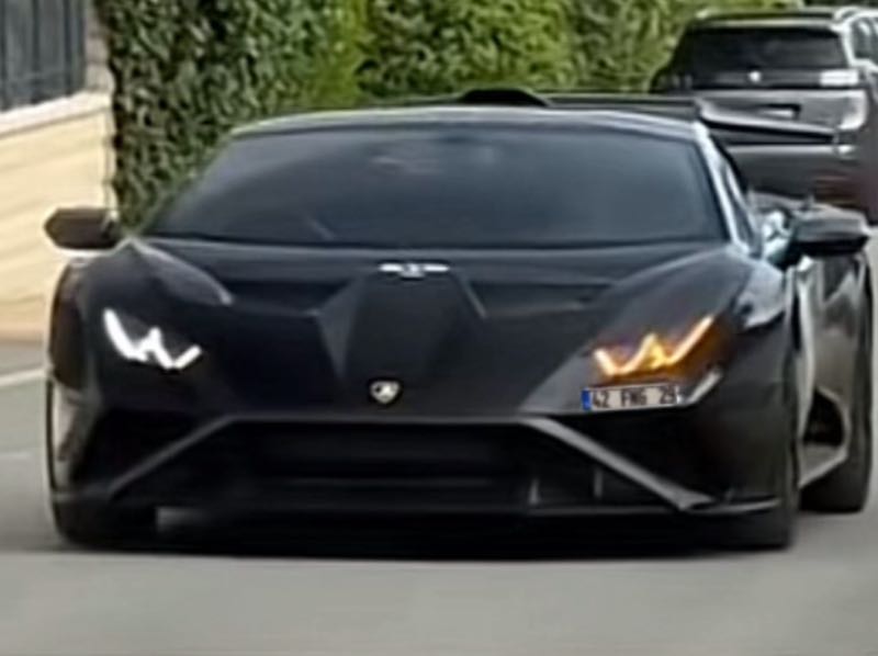 Lamborghini Huracán spotted in Konya