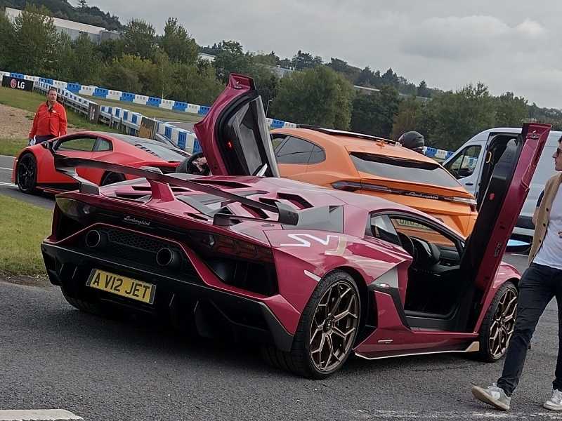 Lamborghini Aventador SV (2015) spotted in London, United Kingdom