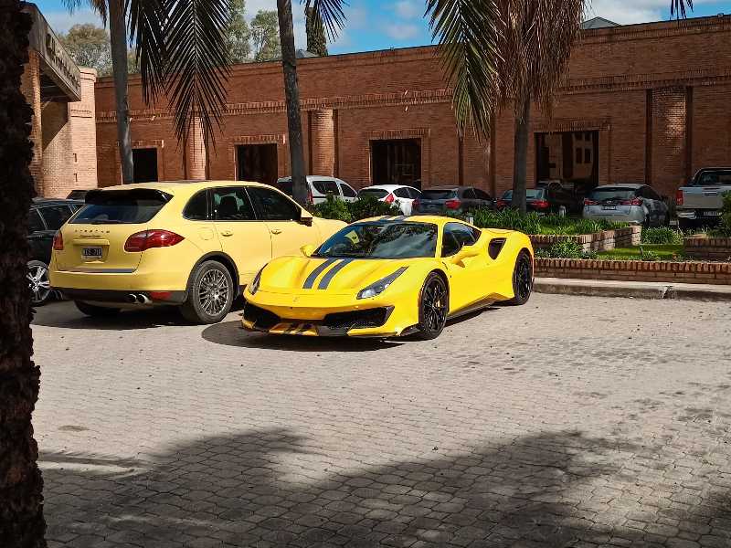 Ferrari 488 GTB spotted in Pilar