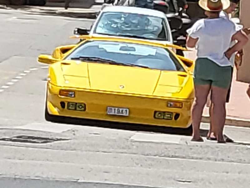 Lamborghini Diablo spotted in Monaco
