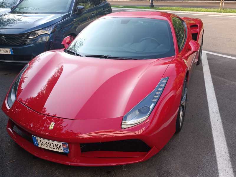 Ferrari 488 GTB spotted in Rome