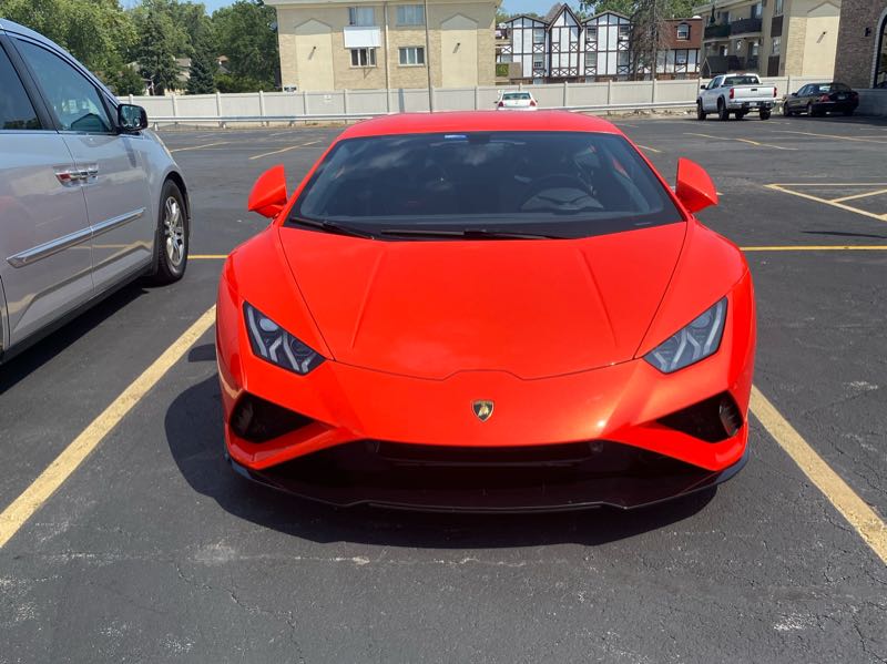 Lamborghini Huracán spotted in Chicago