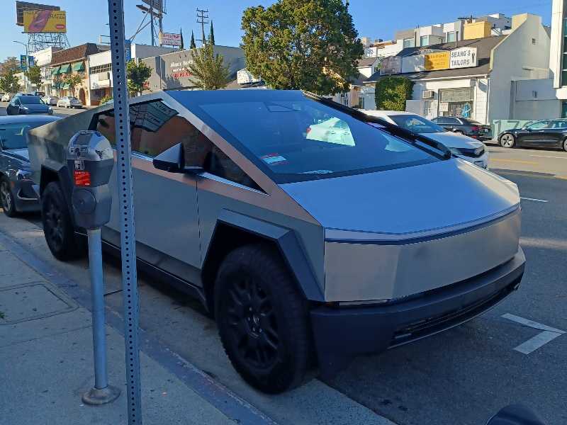 Tesla Cybertruck (2023) spotted in Los Angeles, United States
