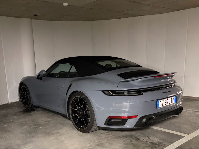 Porsche 911 Turbo S spotted in Selva