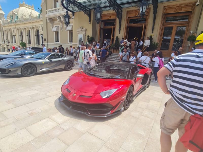 Lamborghini Aventador spotted in Évry