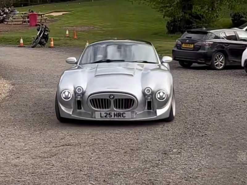 BMW Z8 spotted in Alex