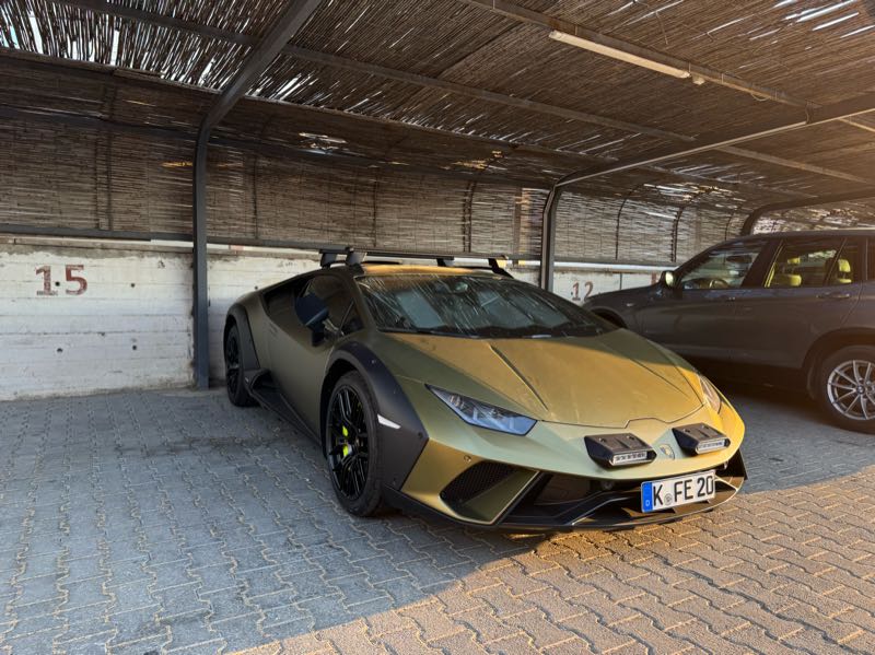 Lamborghini Huracán (2021) spotted in Yalıkavak, Turkey
