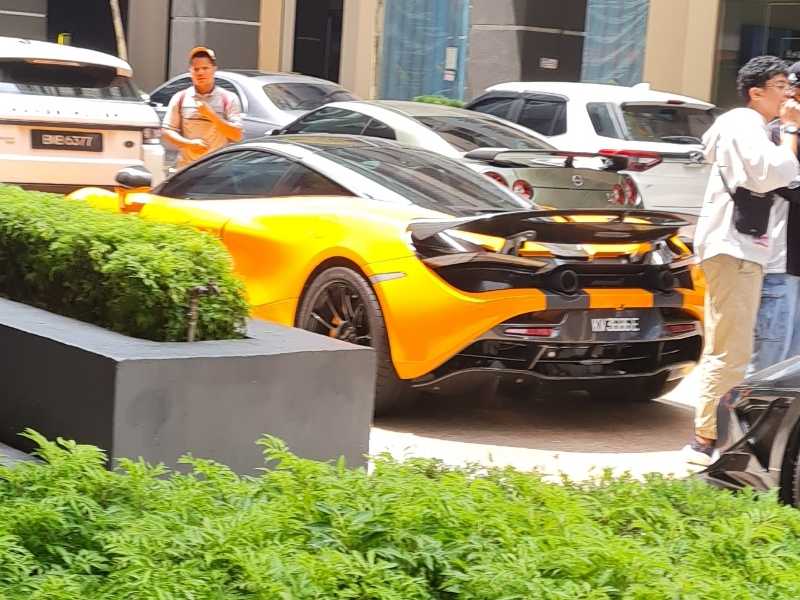 McLaren 720S (2017) spotted in Gua Musang, Malaysia