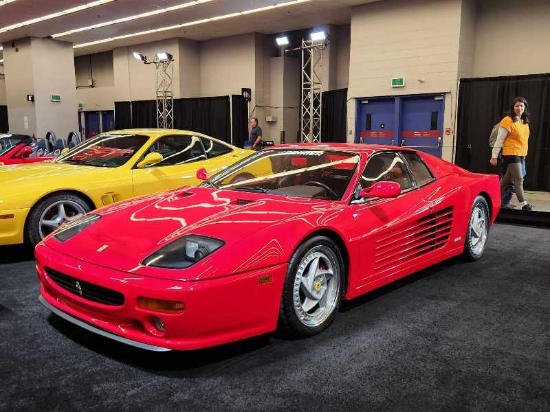 Ferrari F40 (1987) spotted in Montréal, Canada