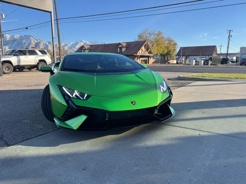 Lamborghini Huracán spotted in Taylorsville