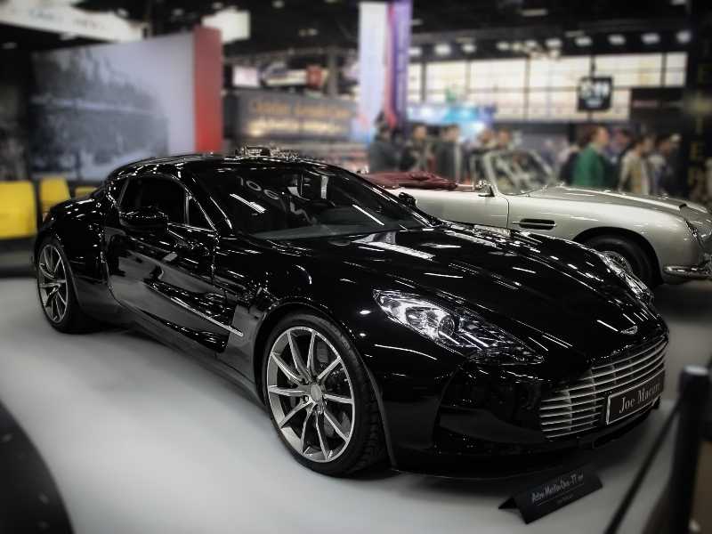 Aston Martin One-77 spotted in Paris