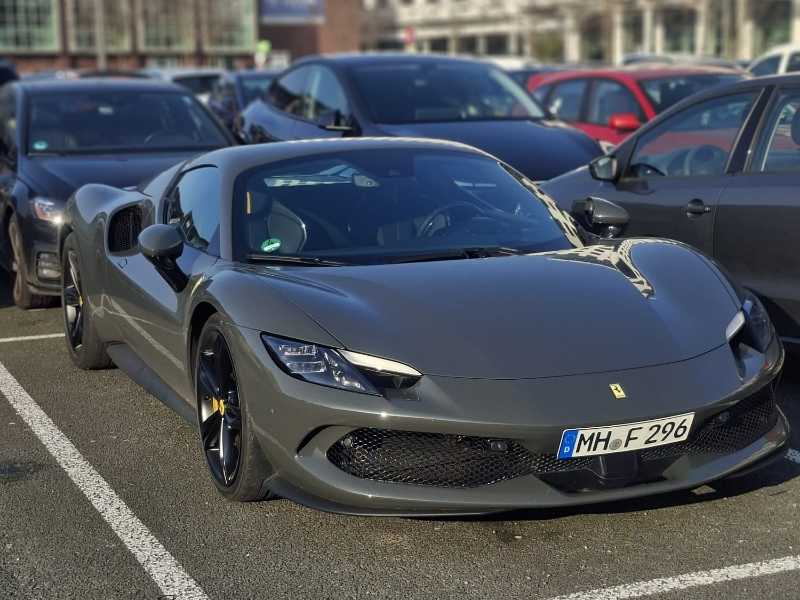 Ferrari F8 Tributo spotted in Maastricht