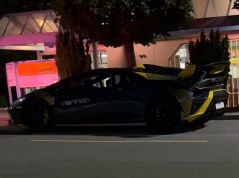 Lamborghini Huracán STO (2021) spotted in Egerkingen, Switzerland