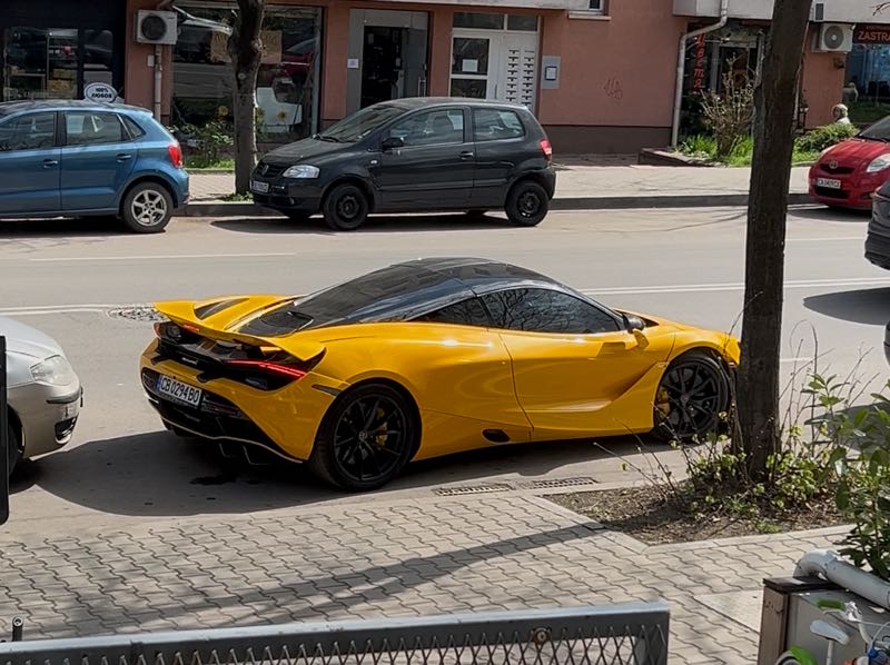 McLaren 720S spotted in Belitsa