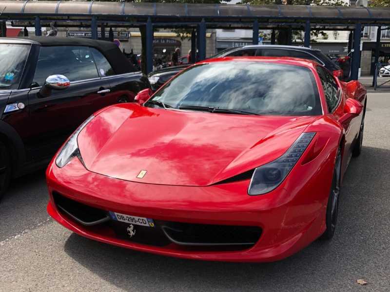 Ferrari 458 Italia spotted in Quimper
