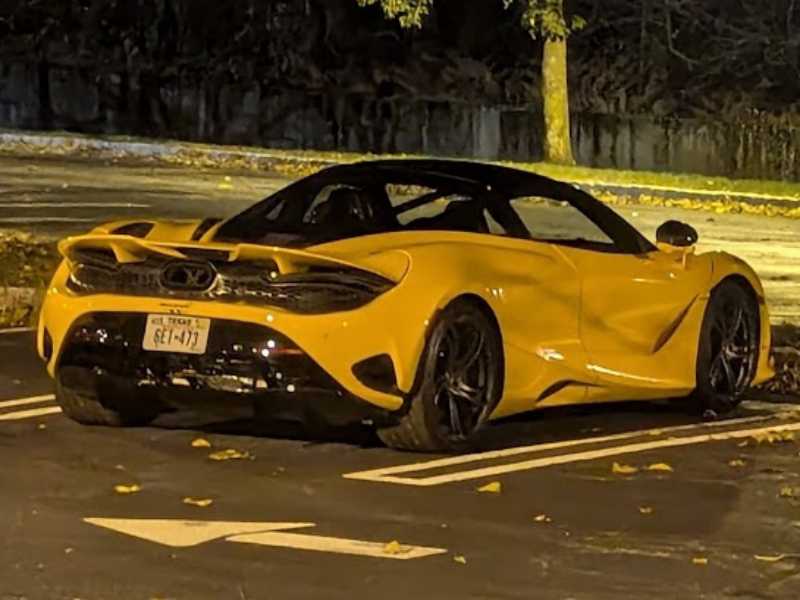 McLaren 720S spotted in Newark