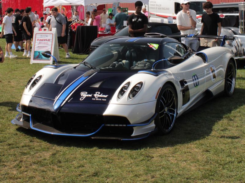 Pagani Huayra spotted in New Britain