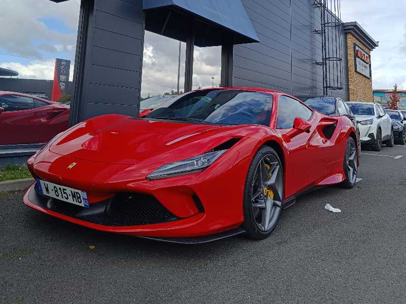 Ferrari 488 GTB spotted in Arras
