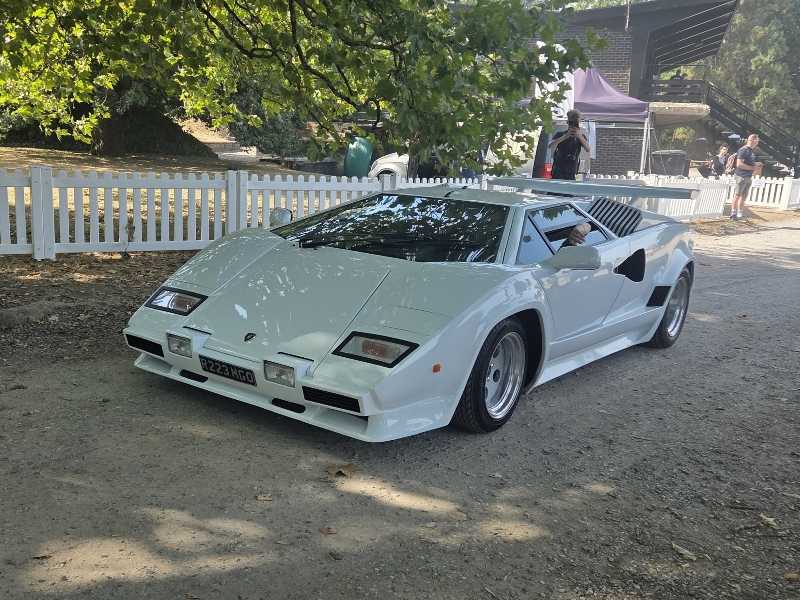 Lamborghini Countach spotted in Poole