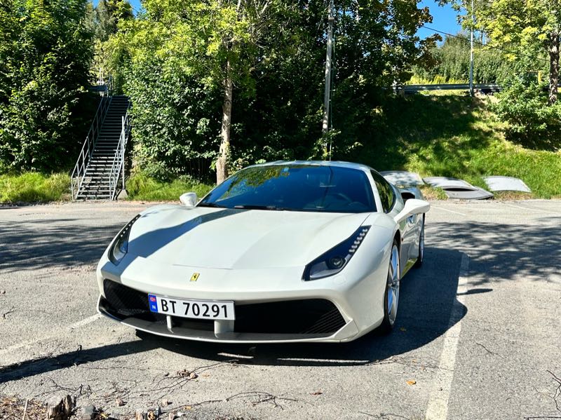 Ferrari 488 GTB (2015) spotted in Oslo, Norway