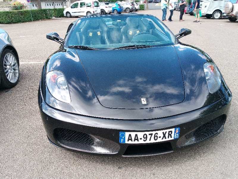 Ferrari F430 (2005) spotted in Tours, France