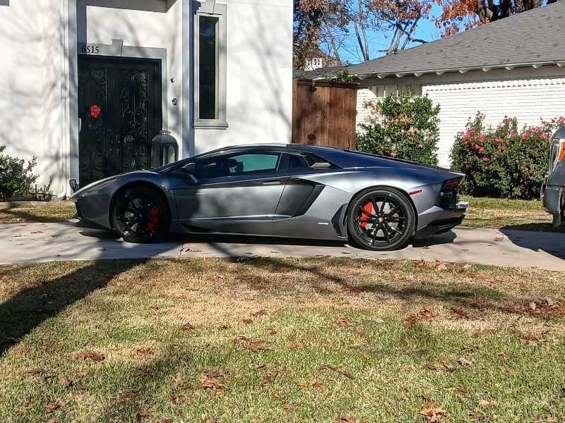 Lamborghini Aventador (2015) spotted in Dallas, United States