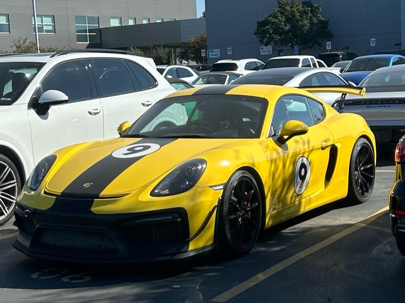 Porsche 718 Cayman GT4 (2020) spotted in Overland Park, United States