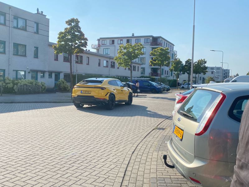 Lamborghini Urus spotted in Arnhem