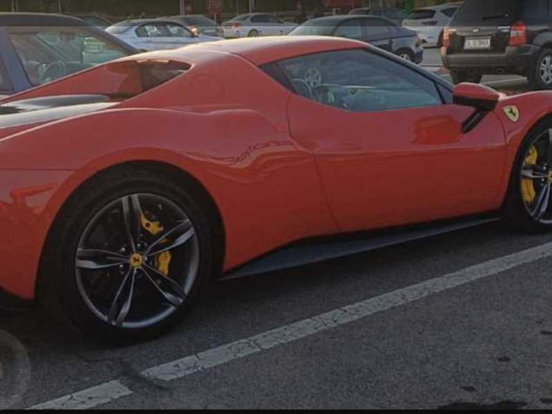 Ferrari 488 GTB spotted in Brăila