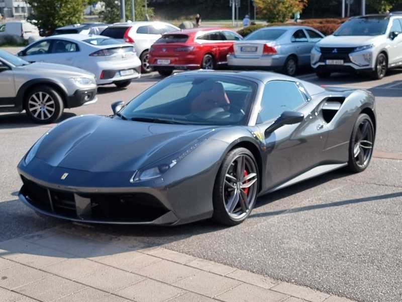 Ferrari 488 GTB spotted in Sollentuna