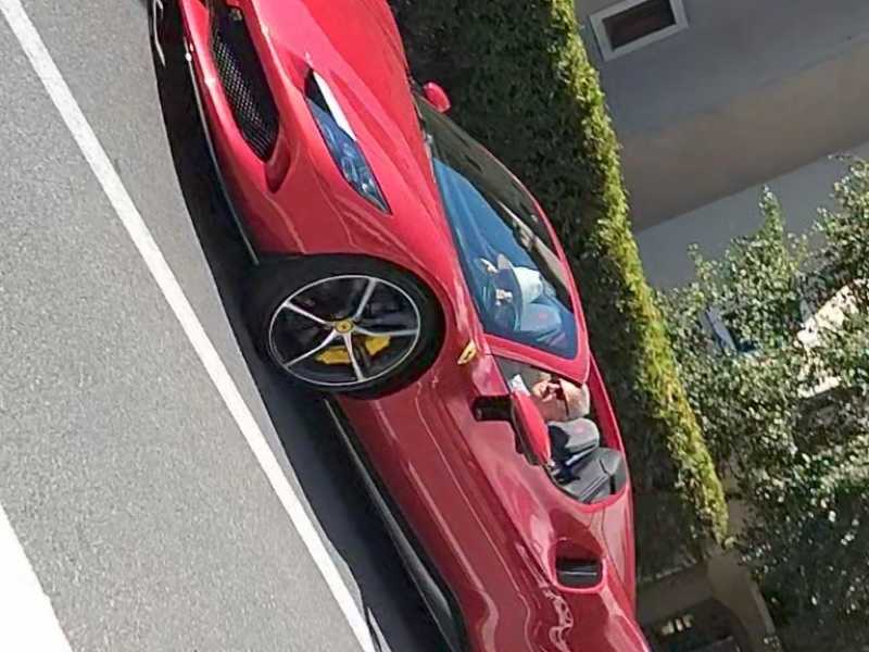 Ferrari 488 Pista spotted in Chamonix-Mont-Blanc