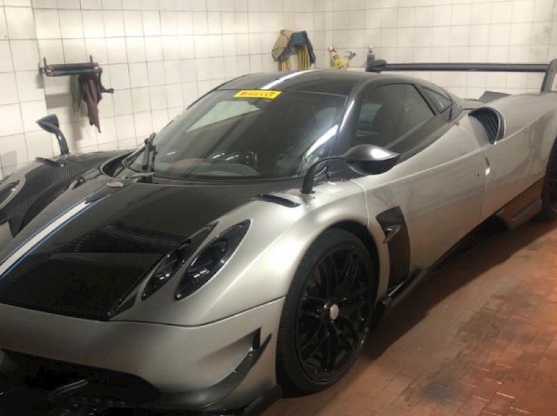 Pagani Zonda spotted in Maputo