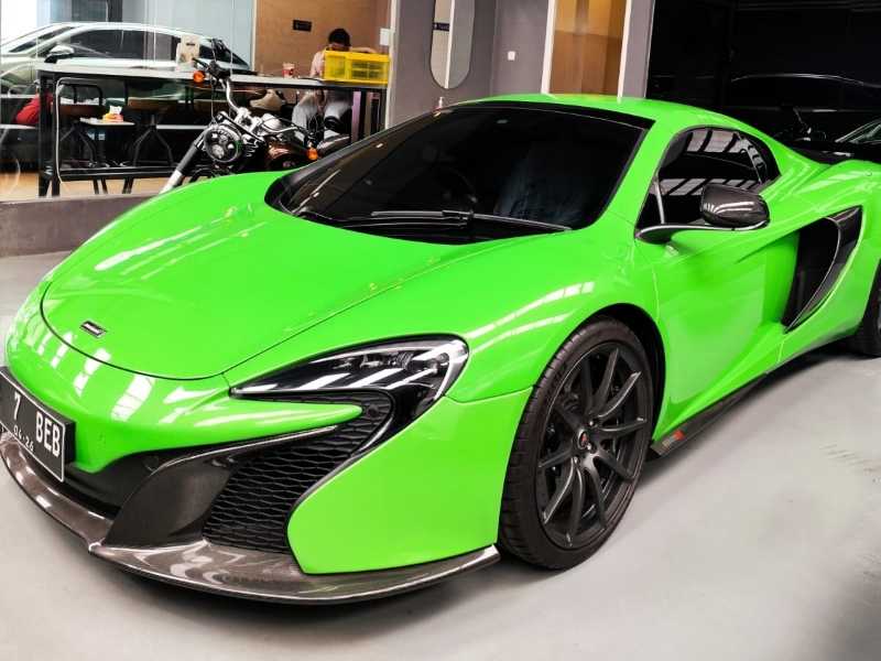 McLaren 650S (2014) spotted in Jakarta, Indonesia