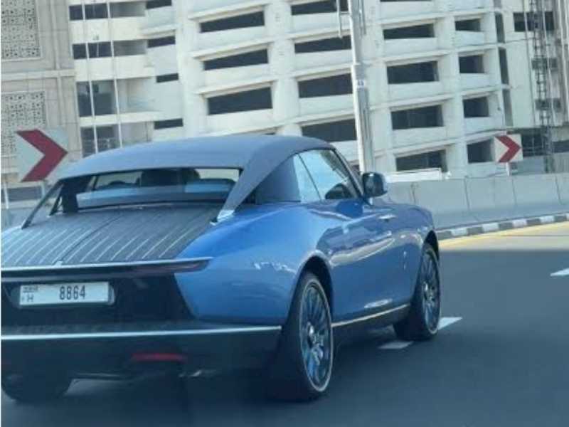 Rolls-Royce Dawn (2024) spotted in Istanbul, Turkey