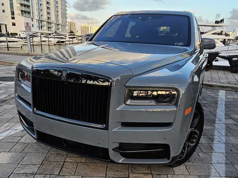 Rolls-Royce Cullinan spotted in Hollywood