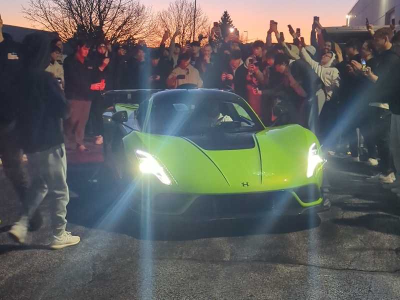 Pagani Huayra spotted in Naperville